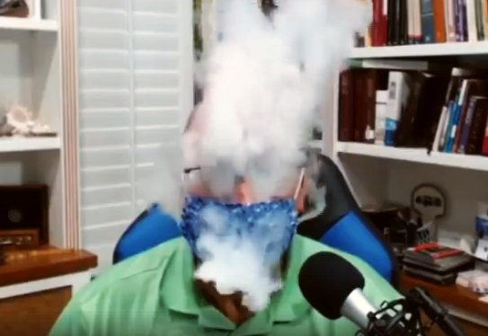 A vaping test with different face masks shows, the outbreath is not filtered